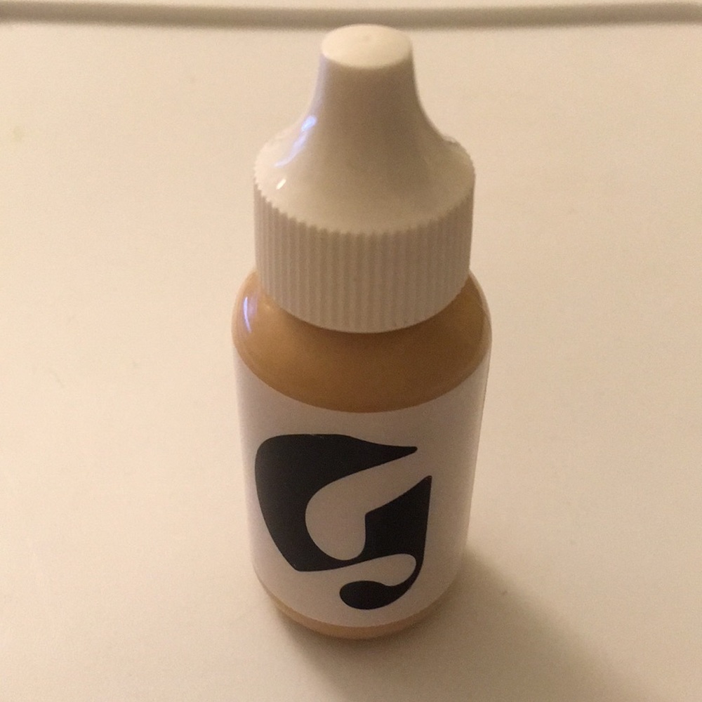 Glossier perfecting skin tint